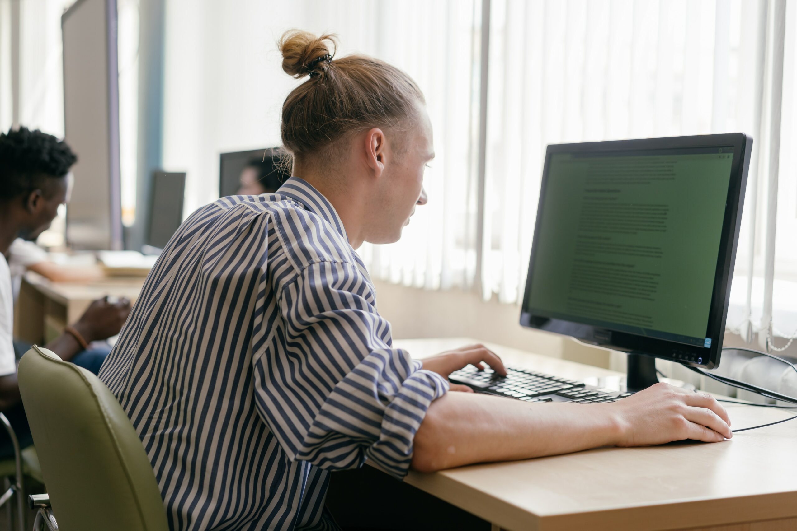 boy-looking-at laptop